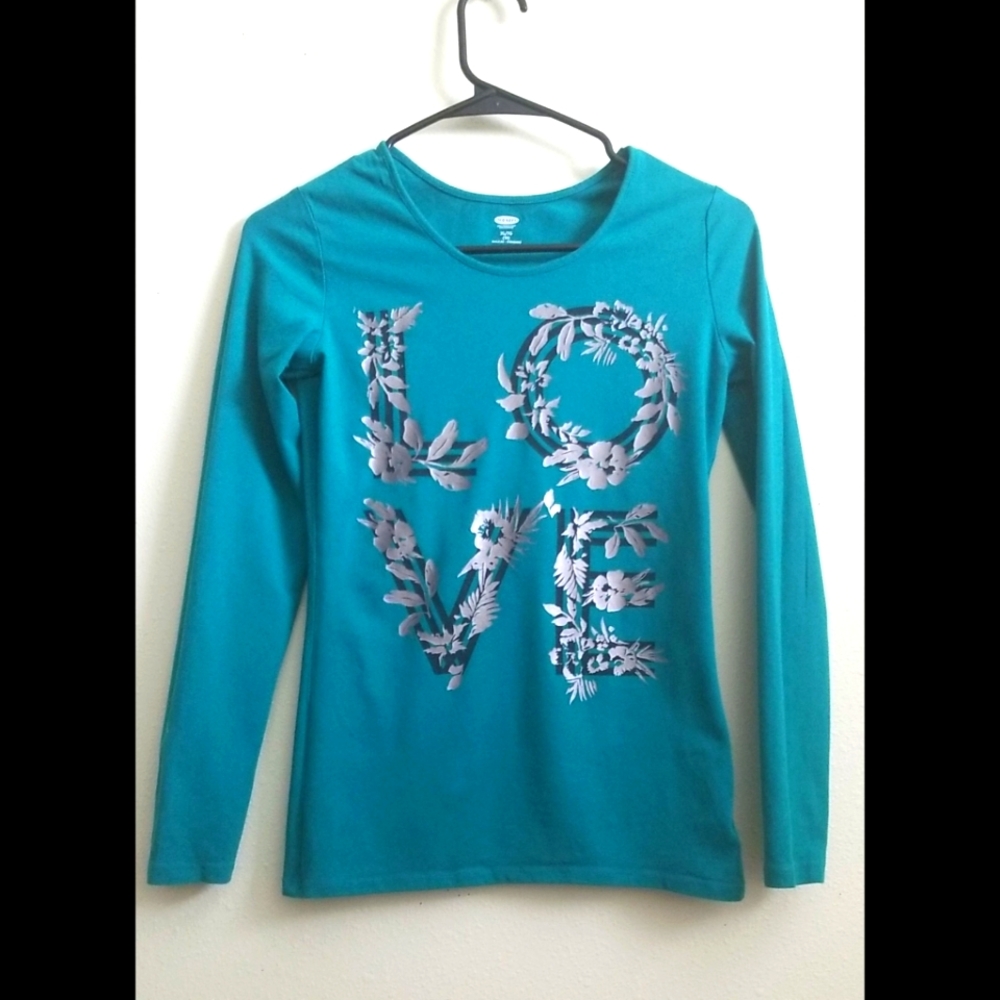 🆕️ LISTING!! GIRLS LONG SLEEVE GRAPHIC TEE